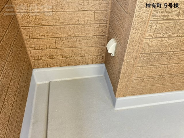 碧南市神有町5号棟の設備|バルコニーに電源コンセントあります