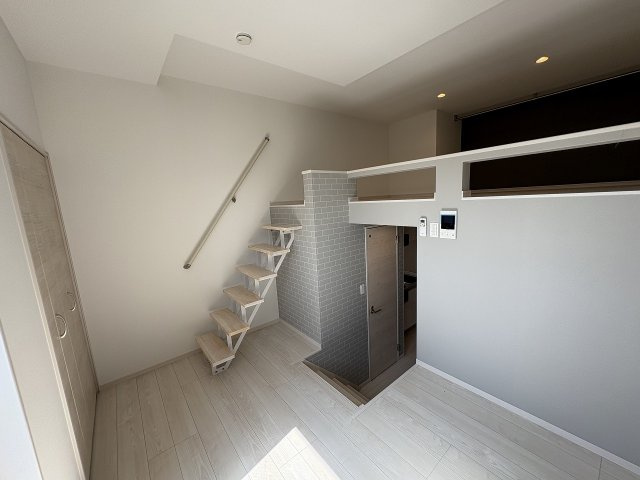 MODERN PALAZZO福田町B棟の居間・リビング|※同物件同室タイプの写真でございます※現況を優先します※