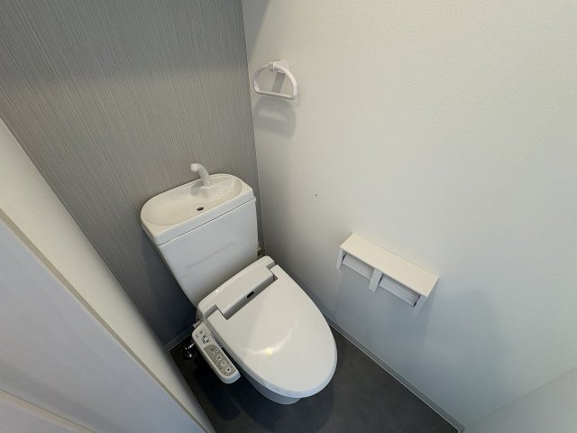MODERN PALAZZO福田町B棟のトイレ|※同物件同室タイプの写真でございます※現況を優先します※