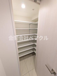 【玄関】 | STANDZ西院 | きれいな玄関です
