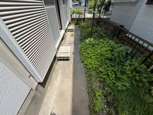 メゾン春日部の庭|専用の庭が付いてます