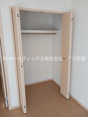 グランシャリオ　ジュモーの収納