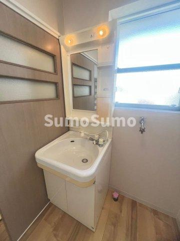 ドミール東芦屋の洗面所