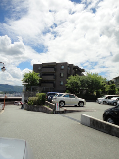 【外観】 | サニーフラット川西緑台　3階