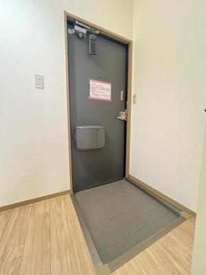 【玄関】 | ガーデンハイツ
