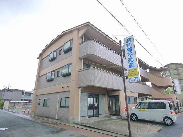 丸善ビルの外観