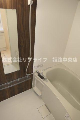 ロータス長町A棟の浴室