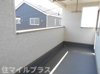 【バルコニー】 | 郡山市八山田西2丁目新築一戸建て6棟 | 広々としたバルコニーです