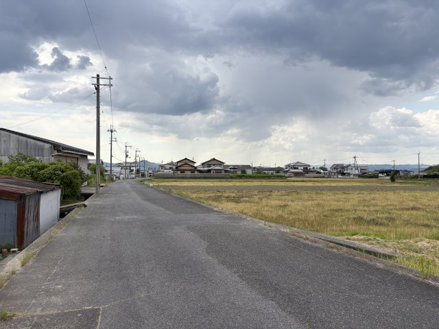 桜井市大字箸中の前面道路含む現地写真
