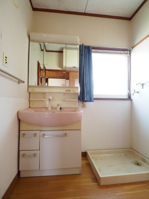 【独立洗面台】 | 中古戸建　福島市小倉寺字八月内 | ★内覧予約でブランド米2kg★