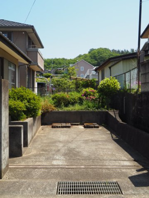 【駐車場】 | 中古戸建　福島市小倉寺字八月内 | ★内覧予約でブランド米2kg★