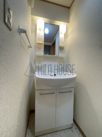 小川昭和ビルの洗面所