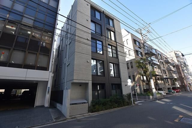 レガシア南麻布の外観
