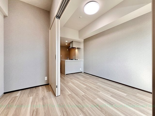 LiveFlat千種WESTの洋室