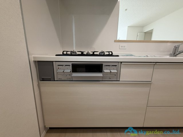 厚木市妻田西第15　新築戸建　全2棟1号棟のキッチン