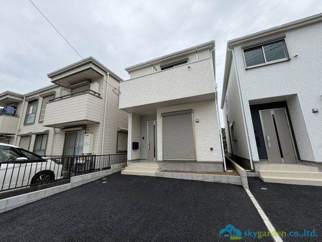 厚木市妻田西第15　新築戸建　全2棟1号棟の外観