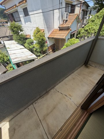 五位ノ池町３丁目貸家のバルコニー