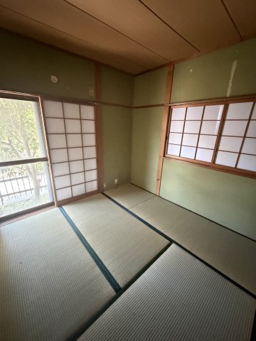 五位ノ池町３丁目貸家の寝室