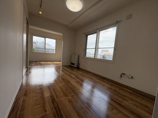 【居間・リビング】Sapporo House