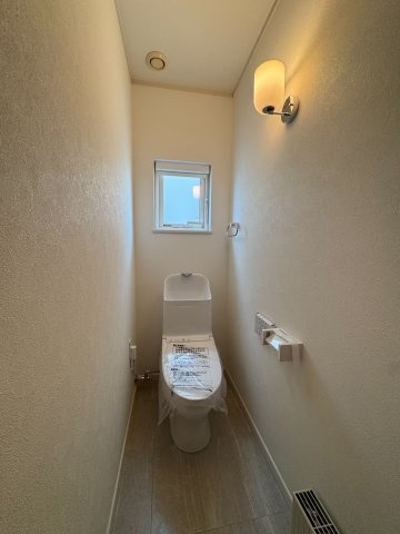南あいの里３丁目 戸建のトイレ