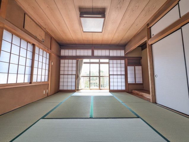 大府市森岡町９丁目戸建の和室|2階和室（南）