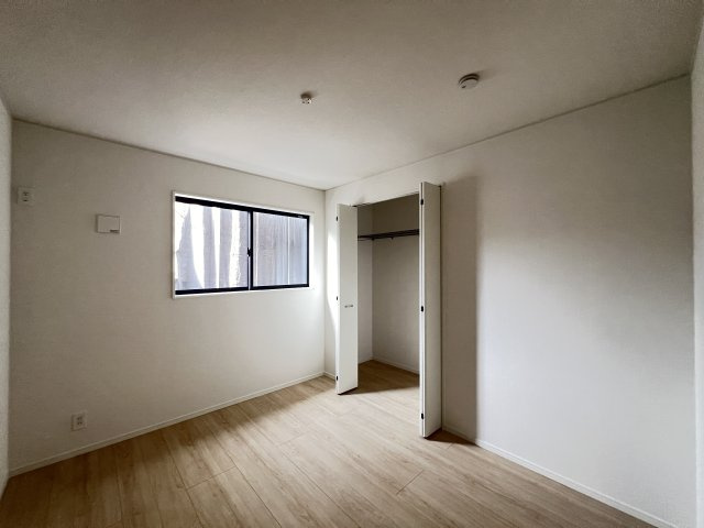 大和高田市築山第５の収納|ストレージルーム5.2帖