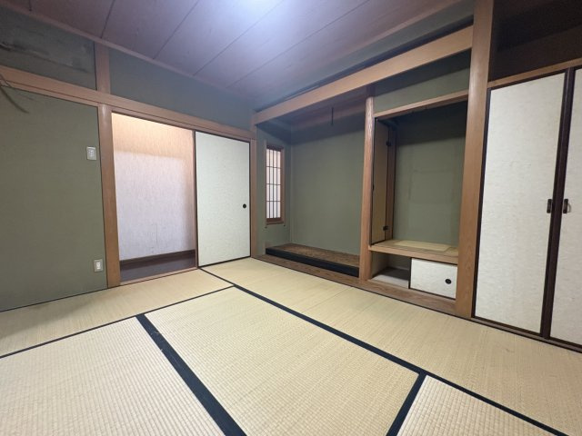 神戸市須磨区天神町４丁目戸建の和室