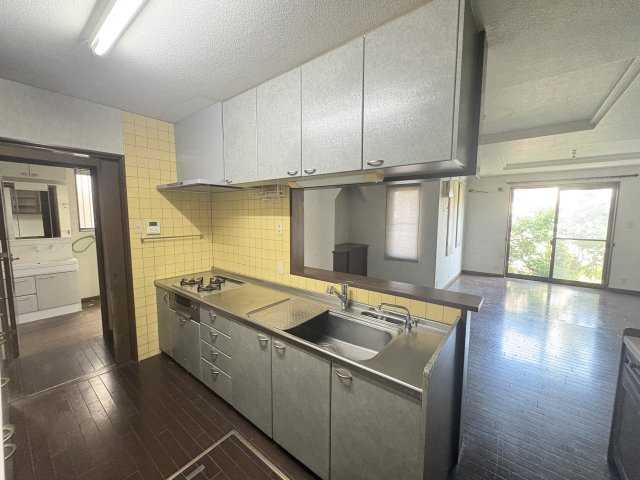神戸市須磨区天神町４丁目戸建のキッチン