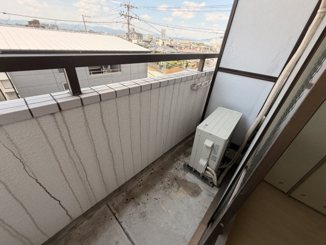 アパートメント摂津Ⅱのバルコニー