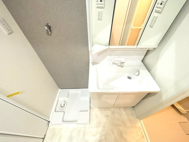 エヌエム・キャトフ・ヴァン・ディズヌフの洗面所