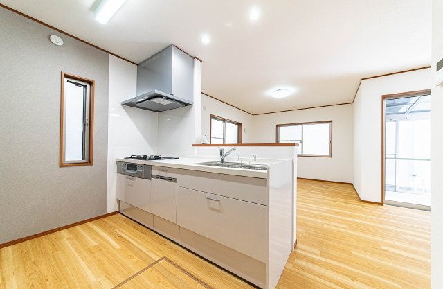 【キッチン】 | 藤沢市高倉 中古戸建 全1棟
