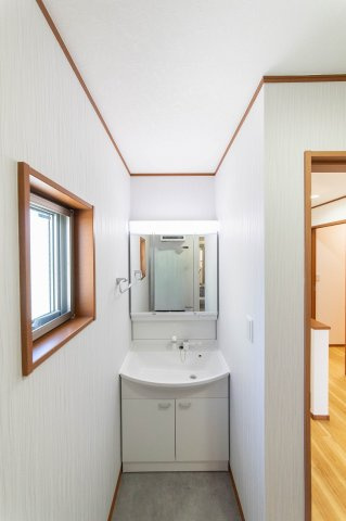 【独立洗面台】 | 藤沢市高倉 中古戸建 全1棟