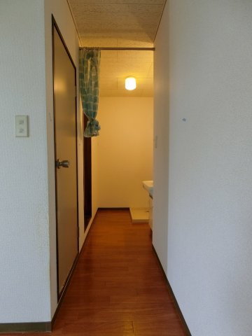 吉井ハイツ　Ｃ棟の洗面所|イメージ203号室の写真