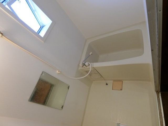 吉井ハイツ　Ｃ棟の浴室|イメージ203号室の写真