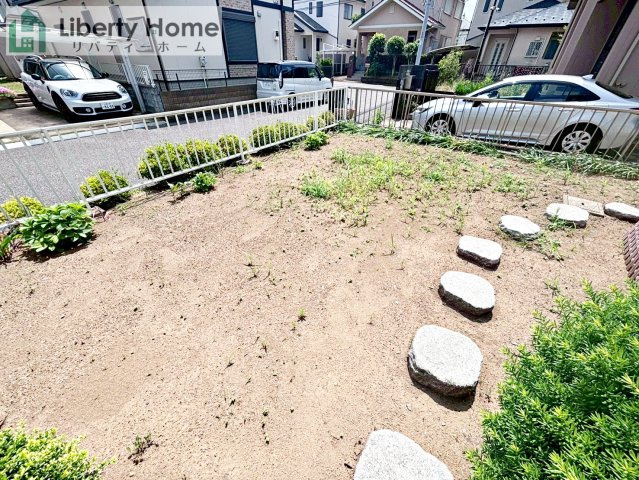 龍ケ崎市長山8丁目　中古戸建の庭