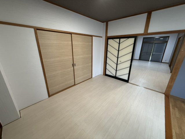 和歌山市次郎丸・中古戸建・113789の居間・リビング