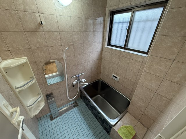 和歌山市次郎丸・中古戸建・113789の浴室