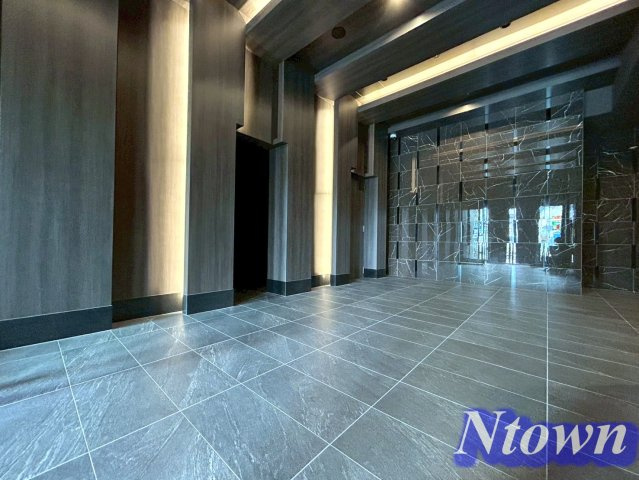 【ロビー】 | プレサンス新栄ユリシス | 落ち着いたロビーです