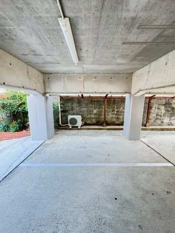 第2熊内コーポラスの駐車場