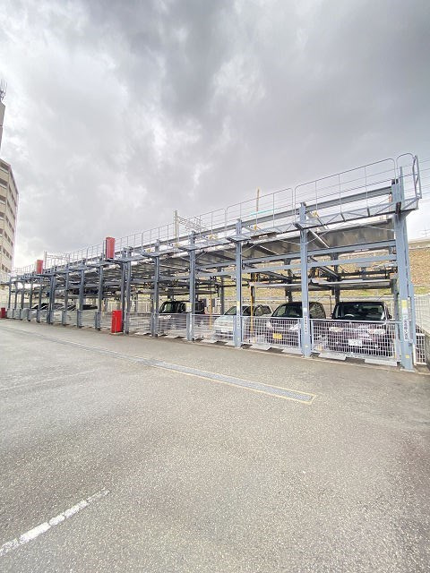 尼崎市東塚口町１丁目の賃貸マンションの駐車場|駐車場があります