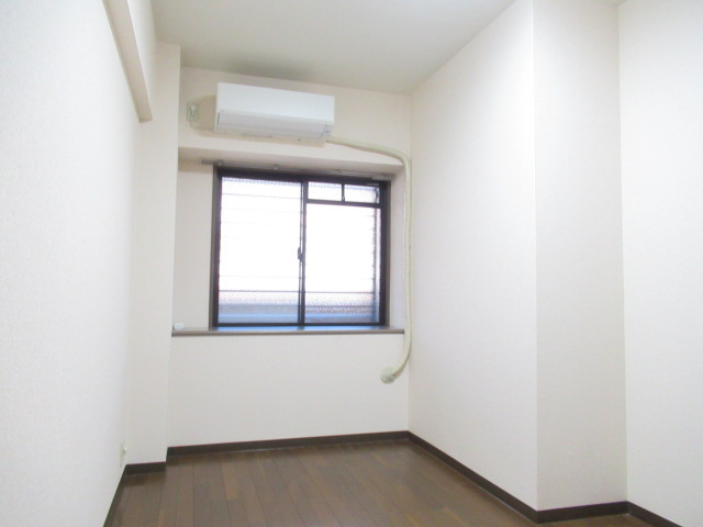 プラザハイツ二ツ屋B棟の子供部屋