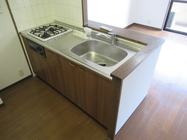 プラザハイツ二ツ屋B棟のキッチン