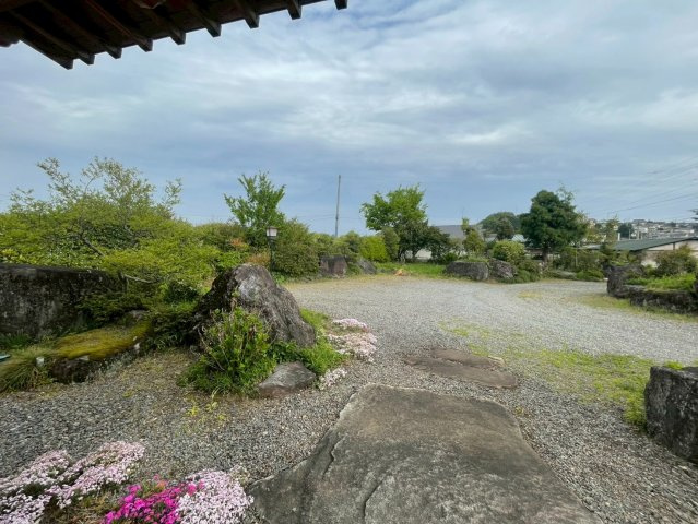 鹿沼市玉田町　中古戸建の駐車場