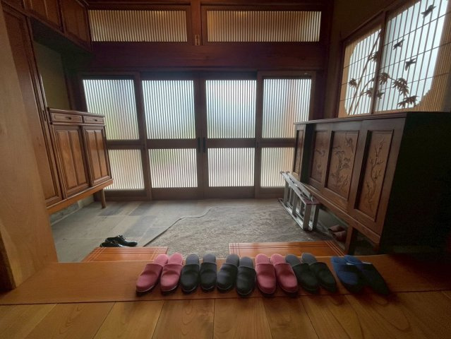 鹿沼市玉田町　中古戸建の玄関