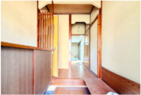 取手市双葉　中古戸建の玄関