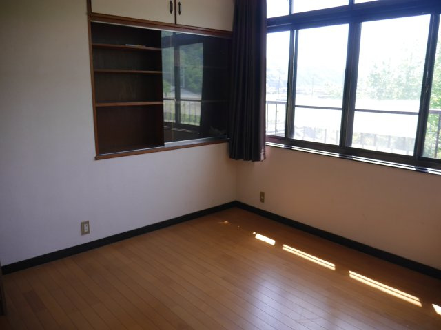佐野市牧町　古民家風中古戸建の内装