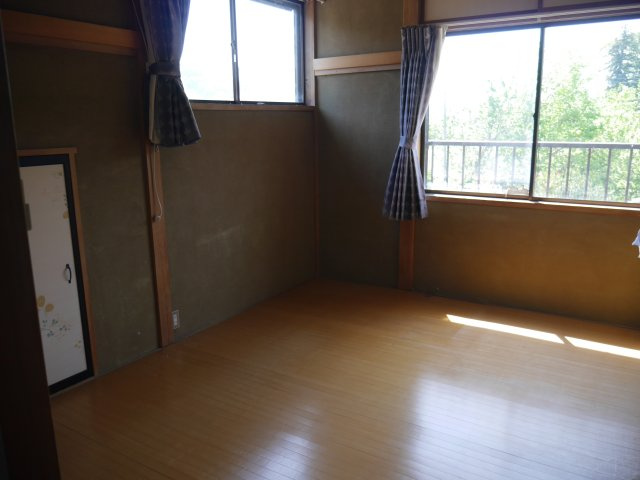佐野市牧町　古民家風中古戸建の内装