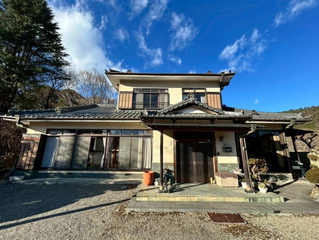 佐野市牧町　古民家風中古戸建の外観