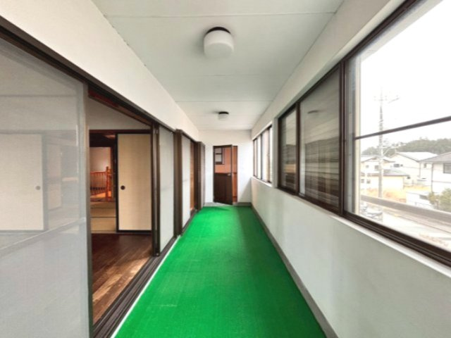 日光市猪倉　中古戸建のバルコニー
