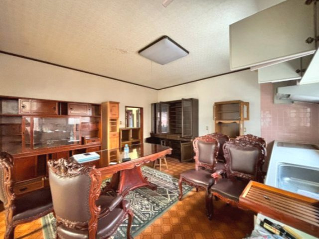 日光市猪倉　中古戸建の居間・リビング